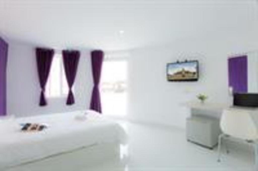 Zing Hotel 3*